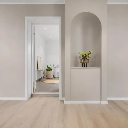 Beautiful 3 Centrally Located In Sandviken