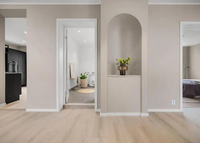 Beautiful 3 Centrally Located In Sandviken