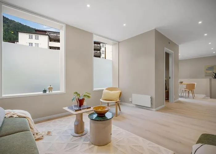 Apartment Beautiful 3 Centrally Located In Sandviken